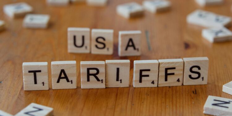 Chart showing rising tariffs on South Korean imports amid economic discussions.