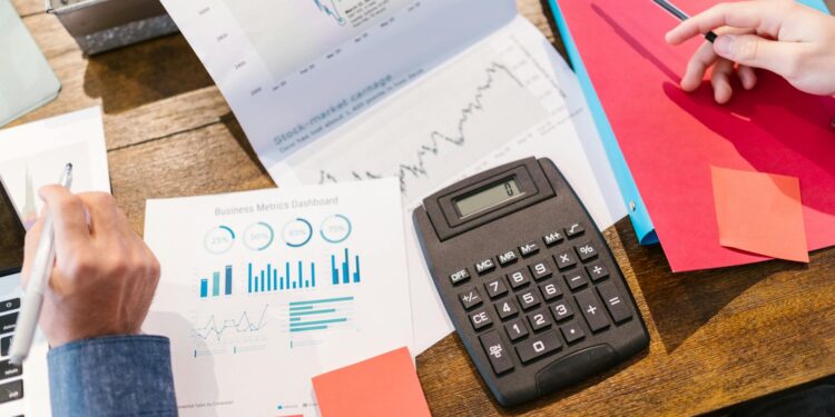 Graphs and charts depicting rising crypto VC funding trends and financial investments.