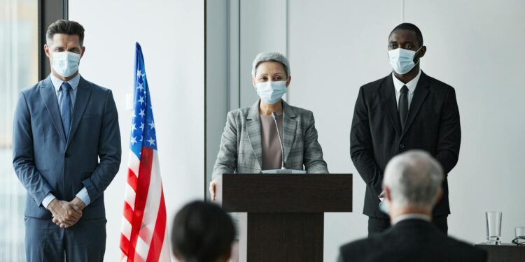 Erik Zhang presenting Neo Global Resources to a conference audience.