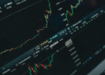 Chart showing stablecoin market fluctuations amid regulatory changes in finance.