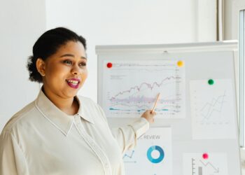 Graph showing a dramatic rise in cryptocurrency outflows from Iran post-airstrike.