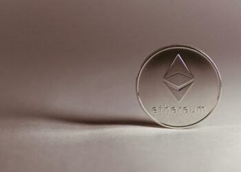Aave logo with Arbitrum and Ethereum symbols, representing DeFi funding transfer.
