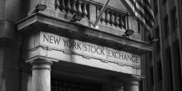 State employees in New York and Illinois face new restrictions on prediction markets.