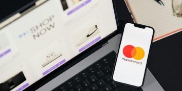 Chainlink logo overlaid on AWS Marketplace interface showcasing financial services.