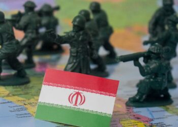 Iranian forces attacking a Saudi oil pipeline amid escalating conflict in the Middle East.