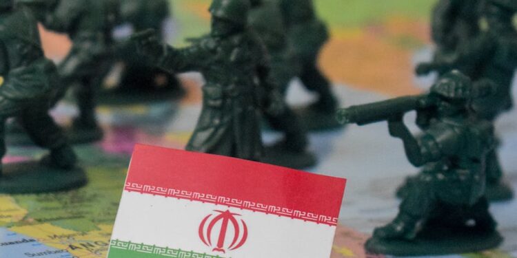 Iranian forces attacking a Saudi oil pipeline amid escalating conflict in the Middle East.