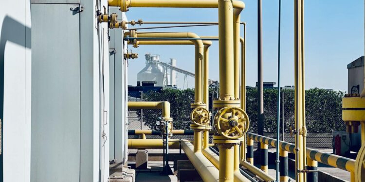 Explosions near a pipeline in Saudi Arabia amidst regional tensions with Hezbollah and Israel.