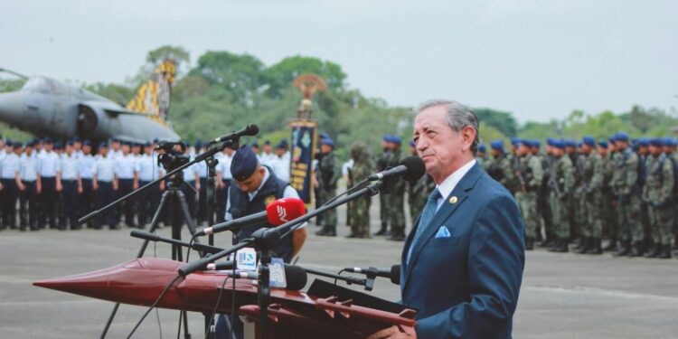 Veterans in military uniforms speak at a press conference about the Iranian missile attack.